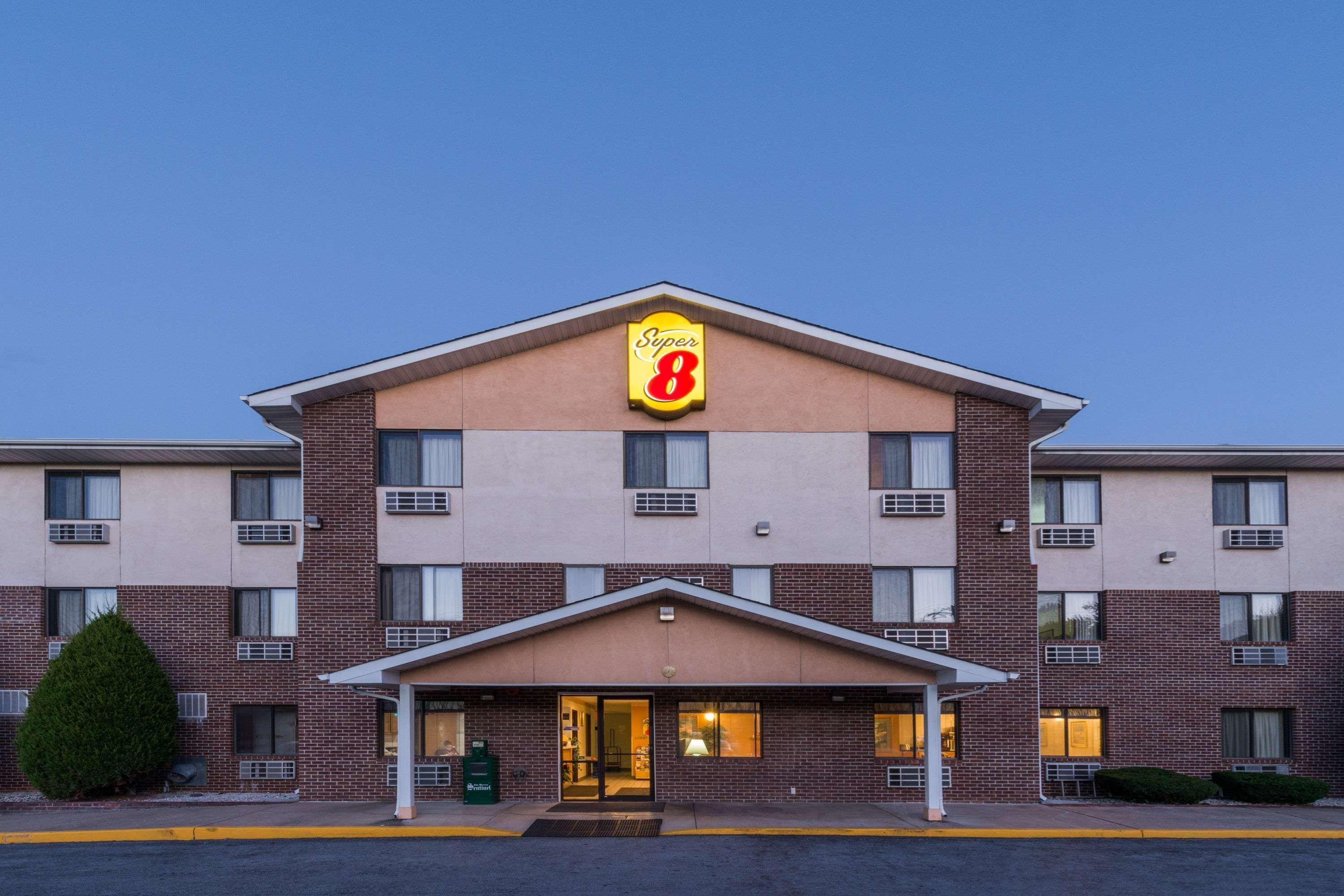 Hotel Super 8 By Wyndham Front Royal Zewnętrze zdjęcie